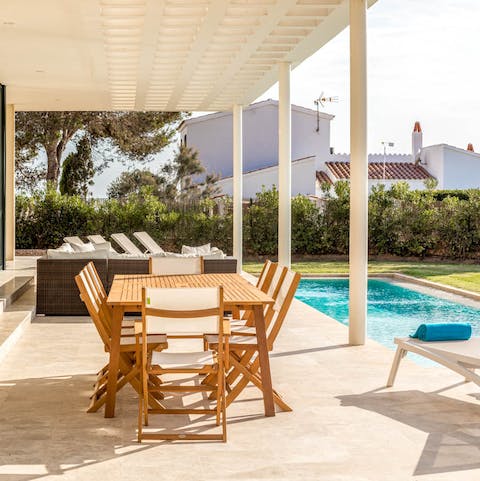 Dine al-fresco beneath the stars