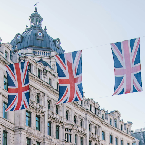 Experience the magic of central London – a short train ride away