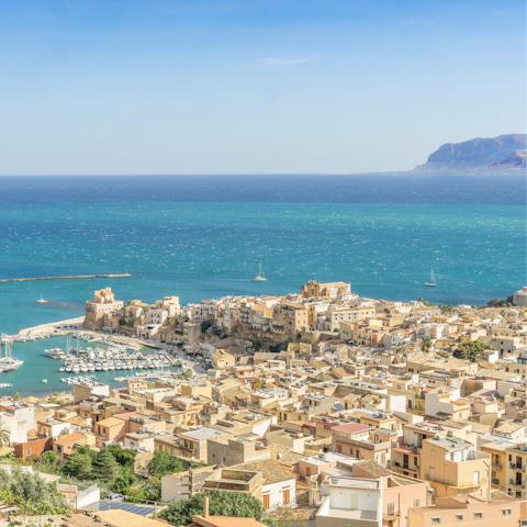 Discover the coastal town of Castellammare del Golfo