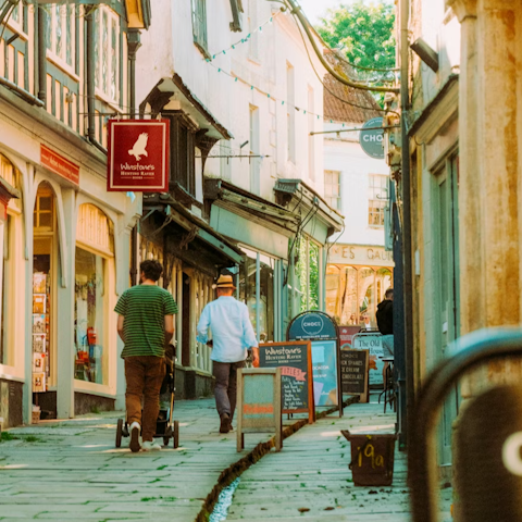 Stroll into Frome’s town centre for cafes, shops and markets