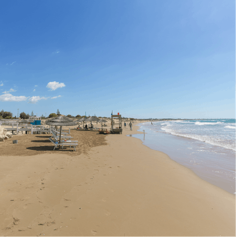 Mosey down to the local beach, just a thirty-metre flip-flop away
