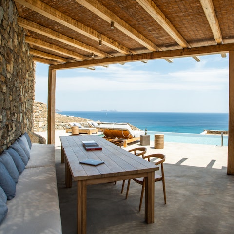Dine alfresco under the shade