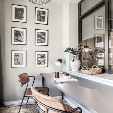 Sip a coffee as you work through some emails at this lit laptop-friendly space