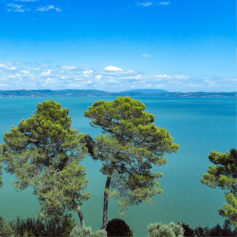 Visit Lake Trasimeno, just two kilometres away