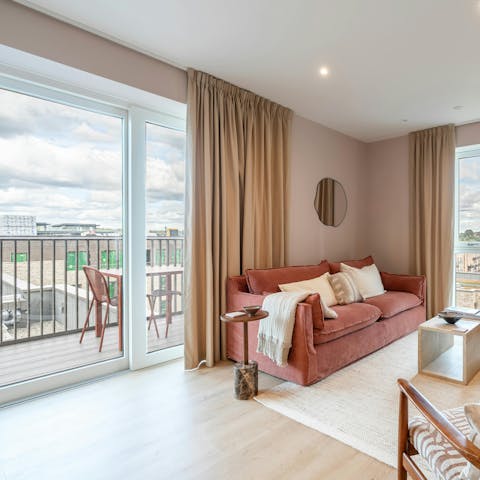 Savour cosy evenings relaxing in the living room