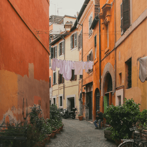 Wind your way through the historic streets of Trastevere