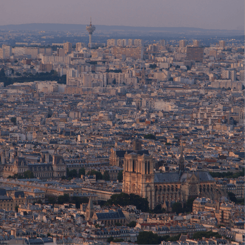 Get to know the bohemian neighbourhood of Montparnasse, about twenty-five minutes' walk to the north