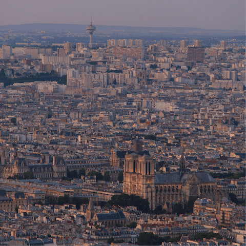 Get to know the bohemian neighbourhood of Montparnasse, about twenty-five minutes' walk to the north