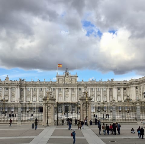 Pay a visit to the official residence of the Spanish Royal Family, a quarter of an hour's walk from the home