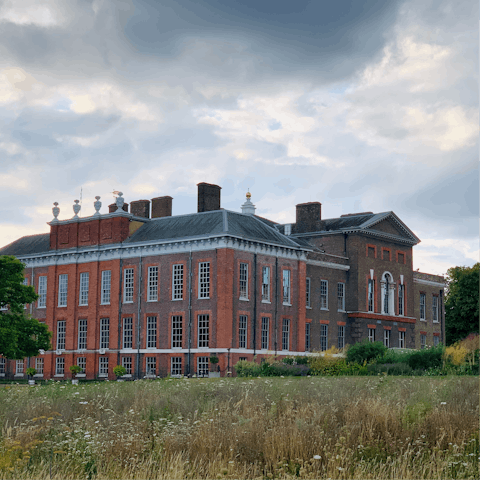 Take a ten-minute amble over to Kensington Gardens