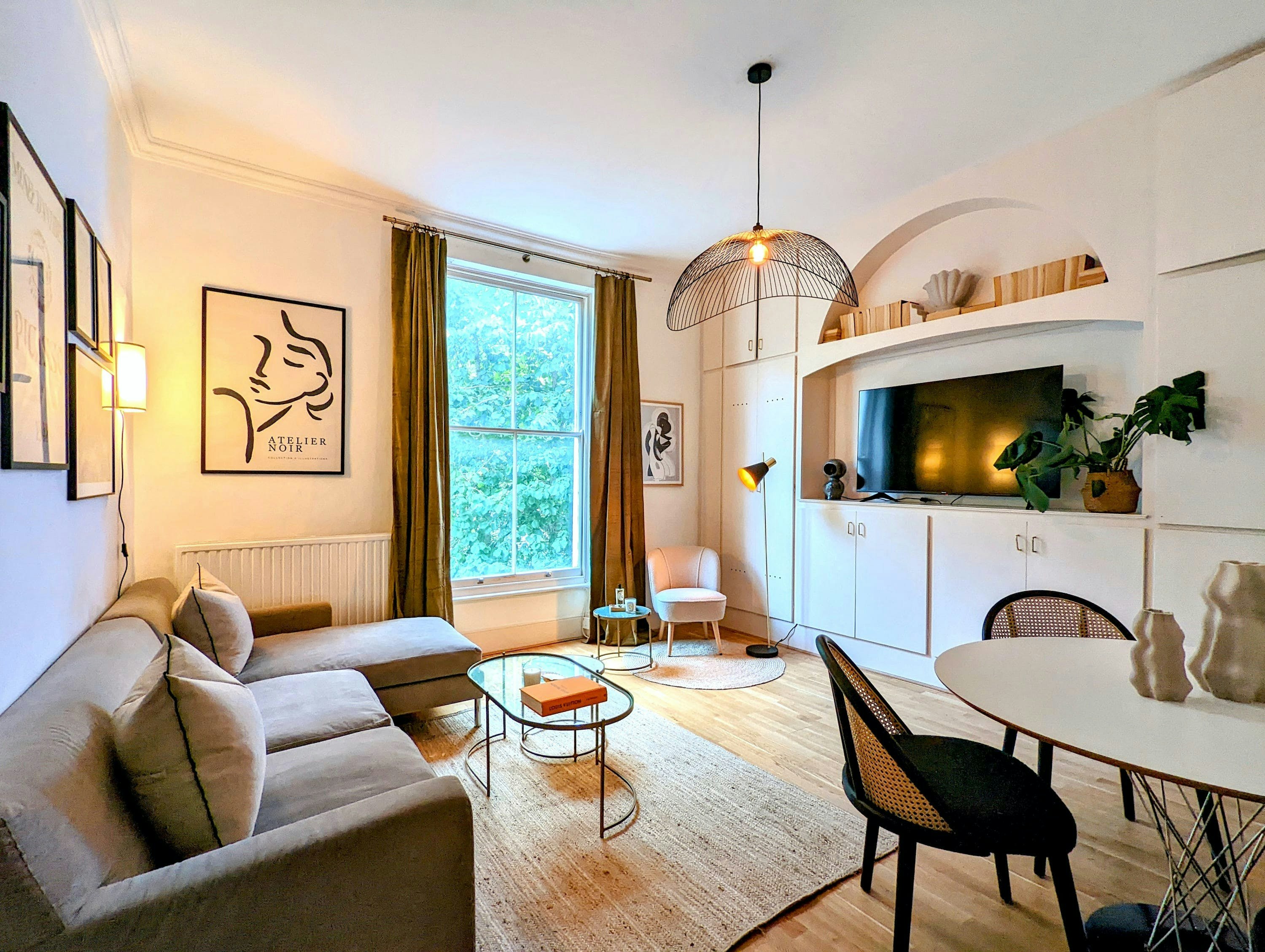 The Olde English School