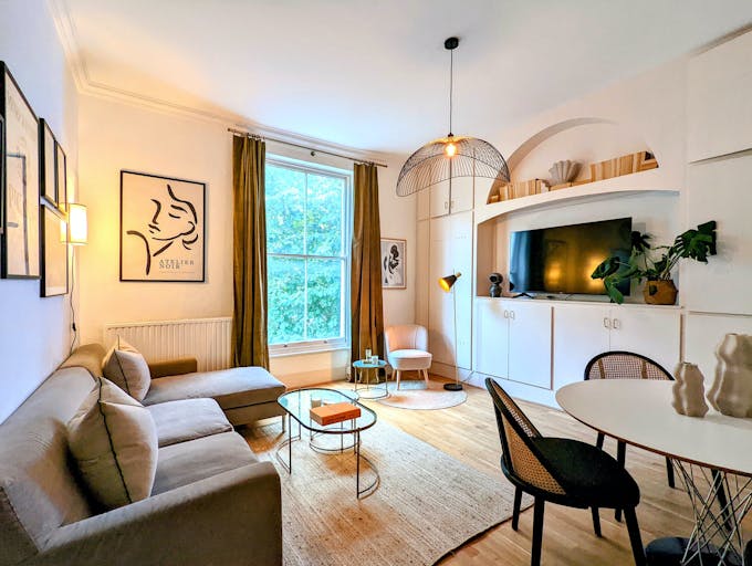 The Olde English School