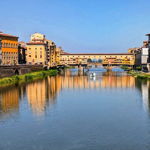 Explore the majestic Ponte Vecchio, right on your doorstep