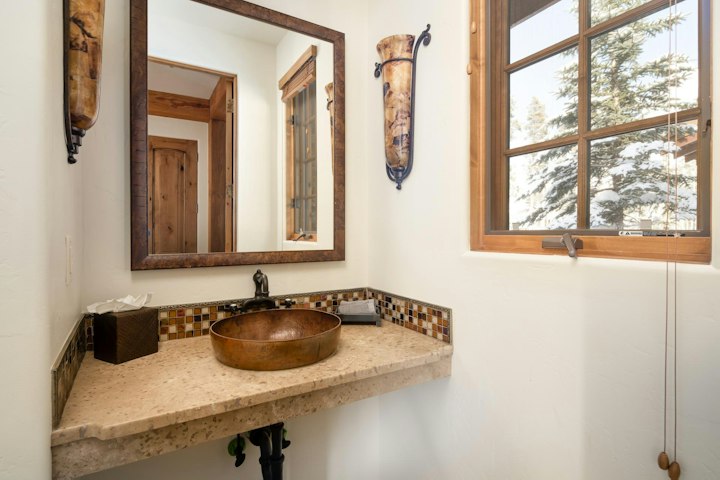 Bathroom photo