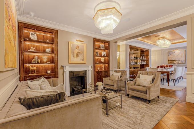 The Ivy Lounge
