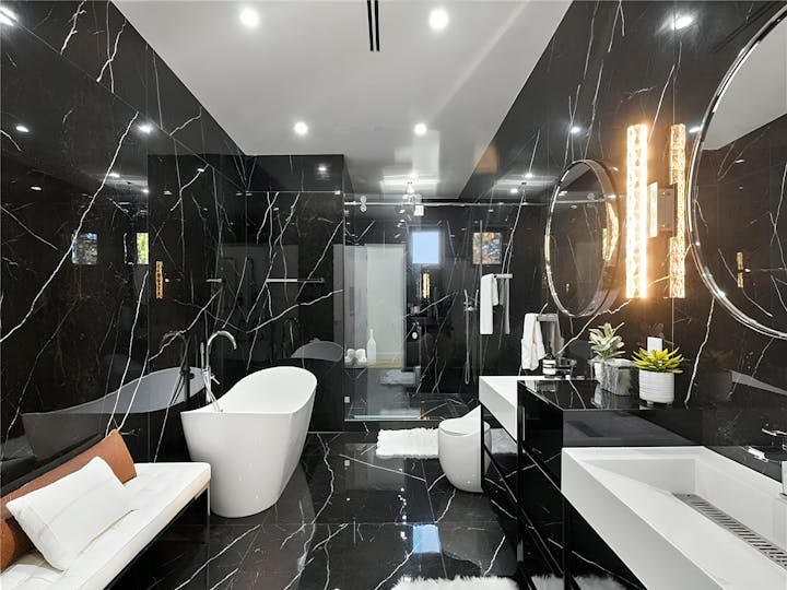 Bathroom photo