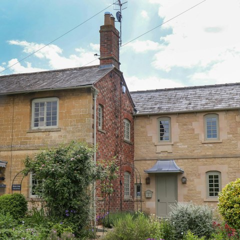 Stay in this beautiful early 19th-century Cotswold stone cottage