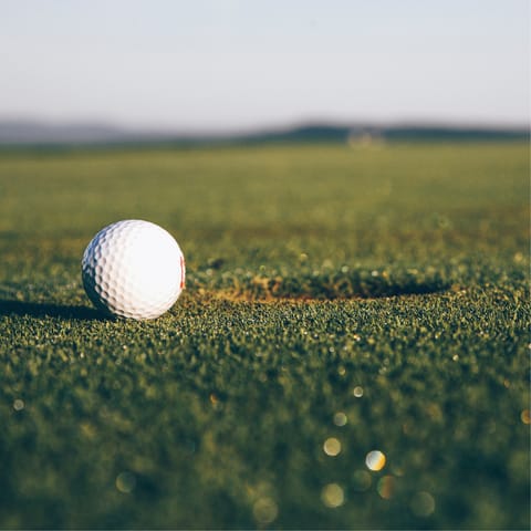 Stroll the sunny fairways of nearby Boavista golf course
