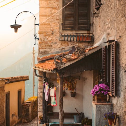 Wander medieval lanes and castle ruins in Ronciglione