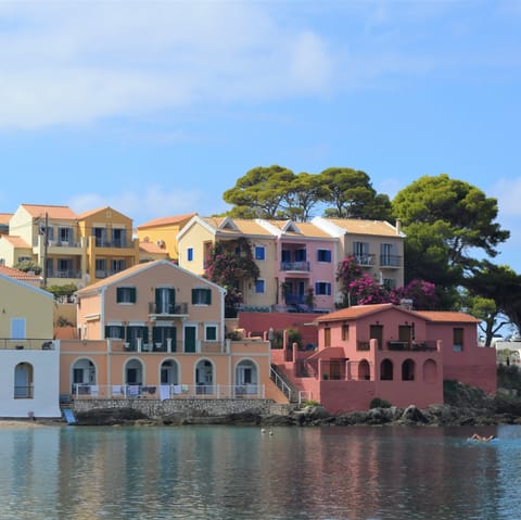 Explore the enchanting island of Kefalonia