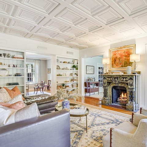 Kick back and relax with a good book and a local brew in the living room – light the fire to make it extra cosy