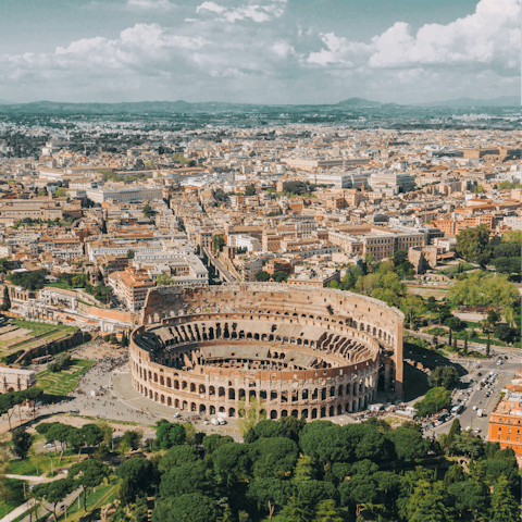 Head to Rome's most famous landmark, a thirty-minute walk away
