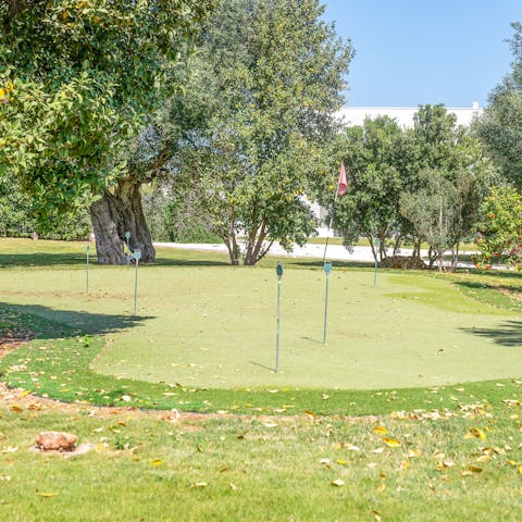Practice your putt on the putting green