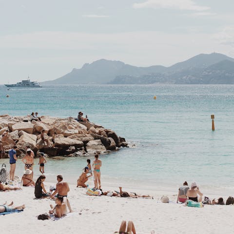 Bask in the sun on Beauvallon Beach, under 2 kilometres from this gorgeous home