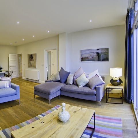 Chill out in the living area following a scenic walk in the Surrey countryside