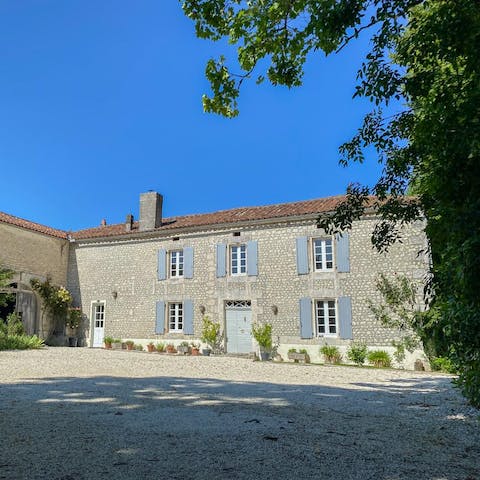 Fall in love with the French countryside from this home in Charente