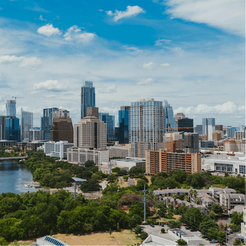 Explore downtown Austin, right on your doorstep
