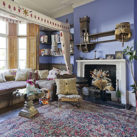 Read, relax and feel inspired by this artistic home