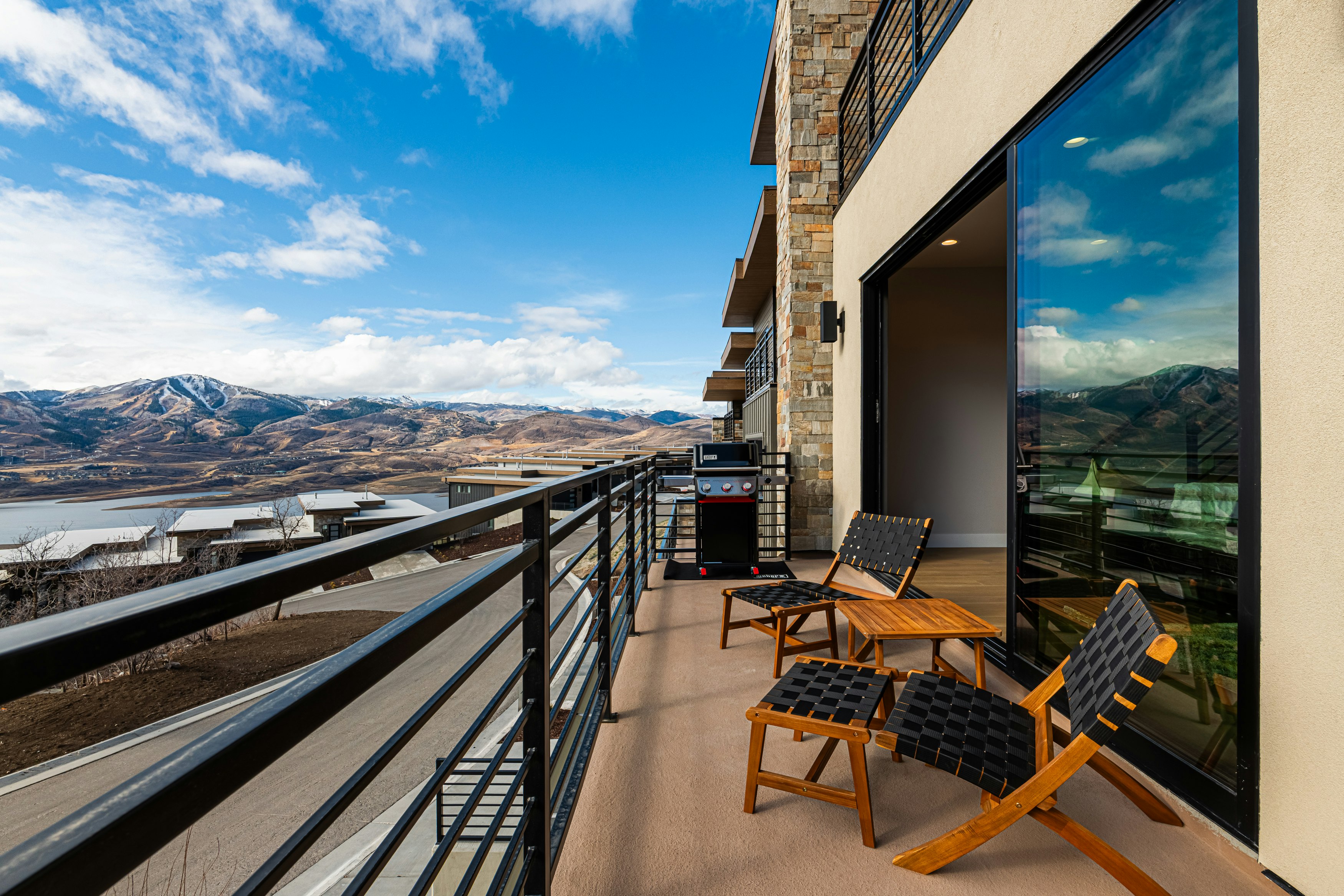 Ridgeline Vista