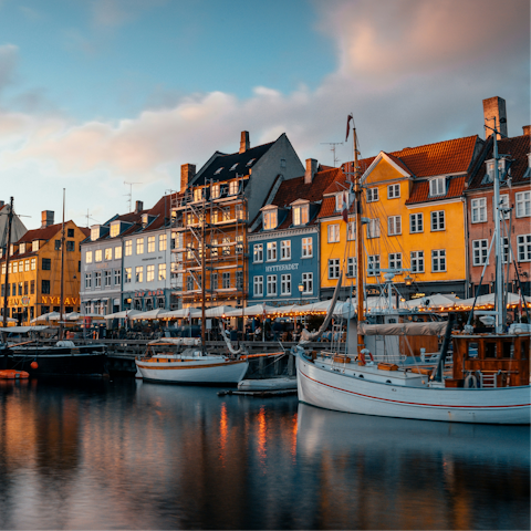 Stroll to Nyhavn’s iconic harbour in 5 minutes