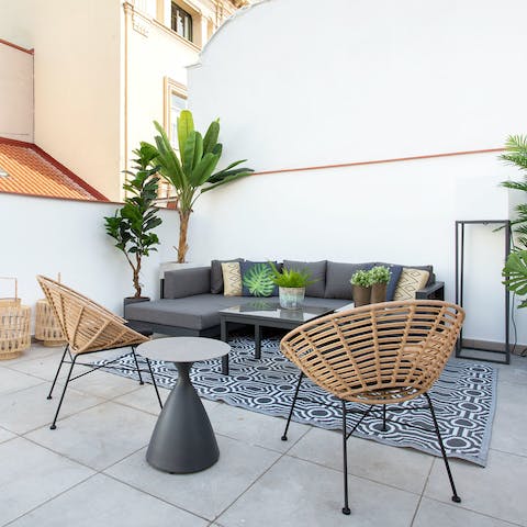 Spend balmy evenings sipping sangria on the terrace