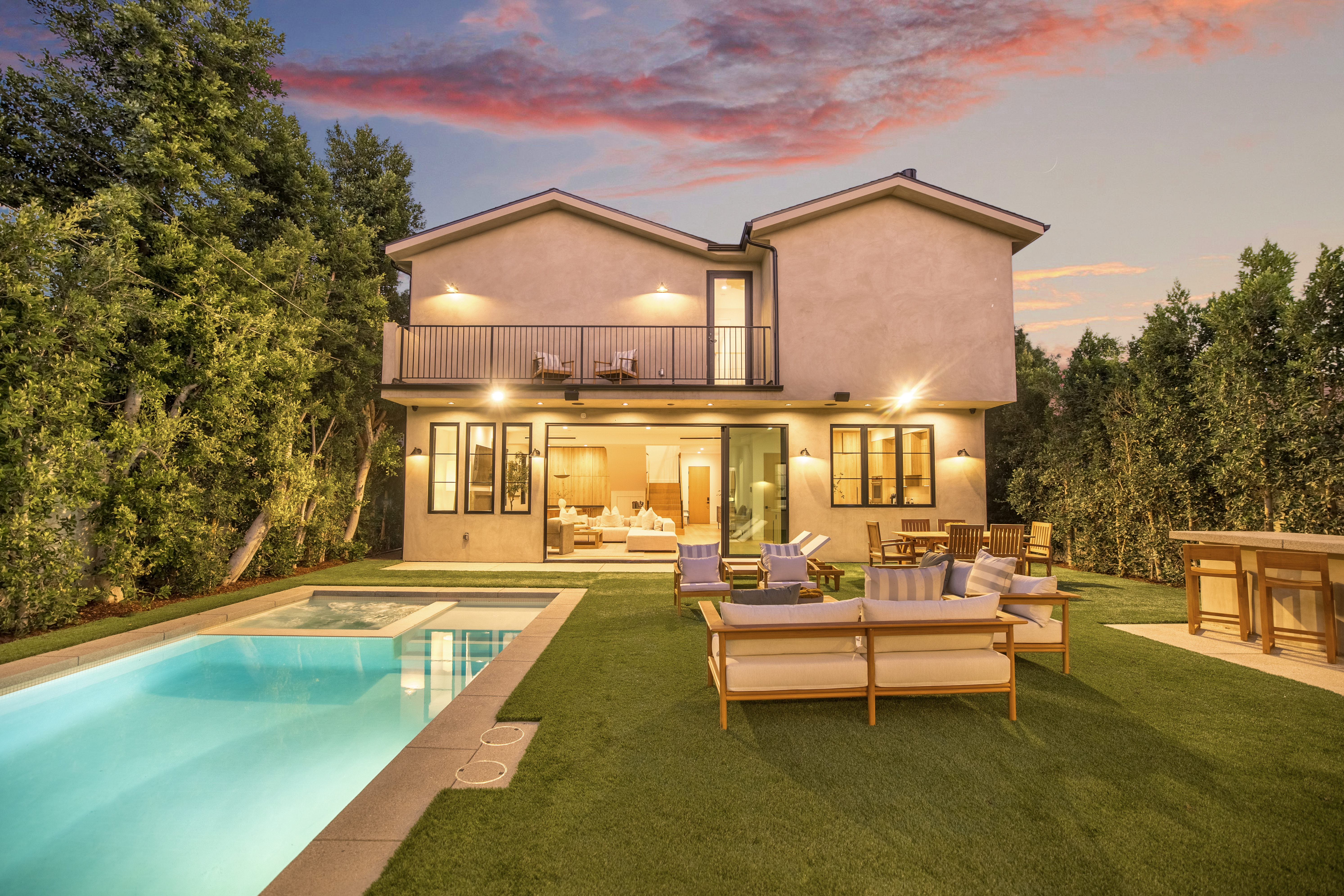 Studio City Ambiance