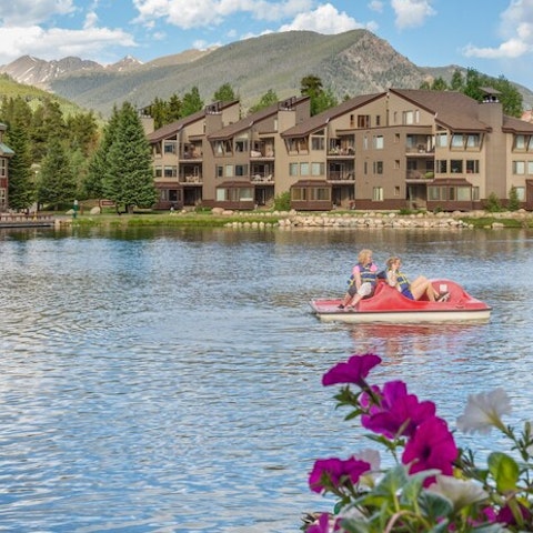 Enjoy activities on the lake all year round