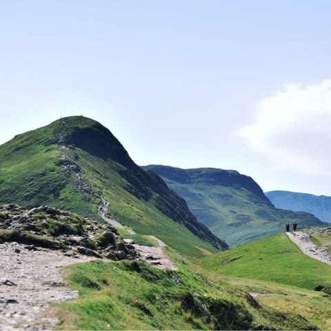 Stay on the cusp of the Lake District – Keswick is an hour car ride away
