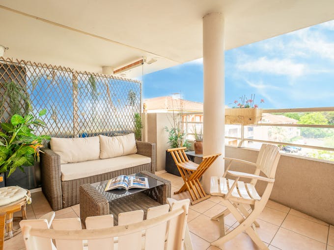 Riviera Residence
