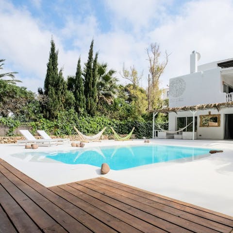 Make a splash in the sparkling swimming pool on hot days