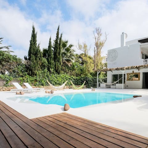 Make a splash in the sparkling swimming pool on hot days