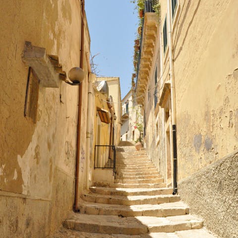 Discover the baroque architecture, richly decorated balconies and 18th-century cathedrals of Noto