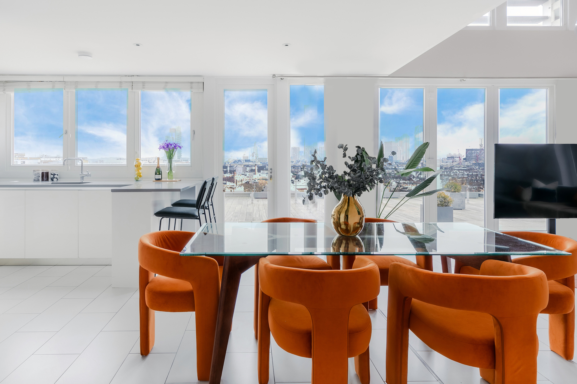Penthouse on Park, Southwark, London Plum Guide