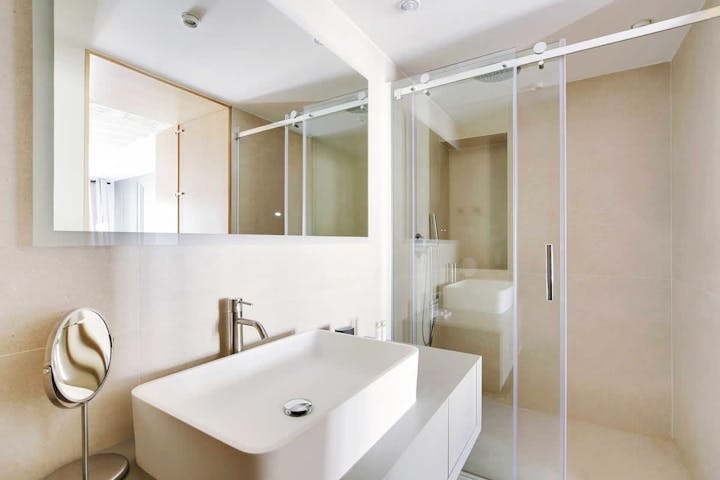 Bathroom photo