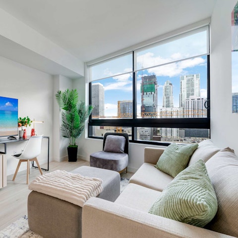 Wake up to city views from the 17th-floor perch
