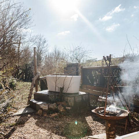 Be one with nature as you soak in the bath