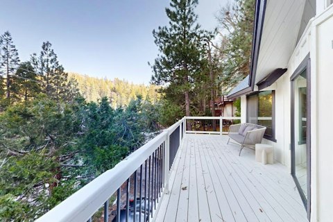 Savour peace while sipping drinks on the deck