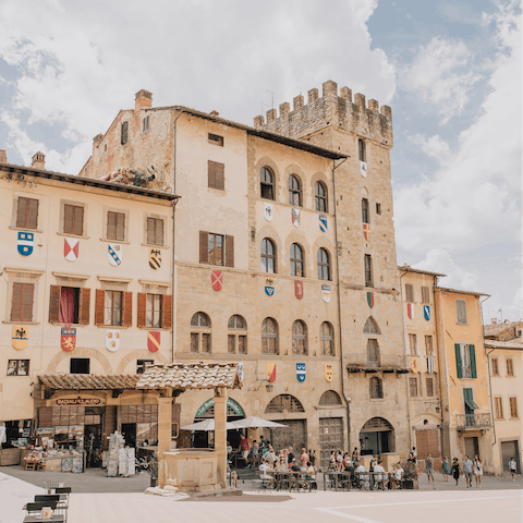 Take a thirty-minute drive to the city of Arezzo