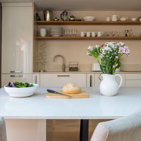 Enjoy relaxing mornings with leisurely big breakfasts