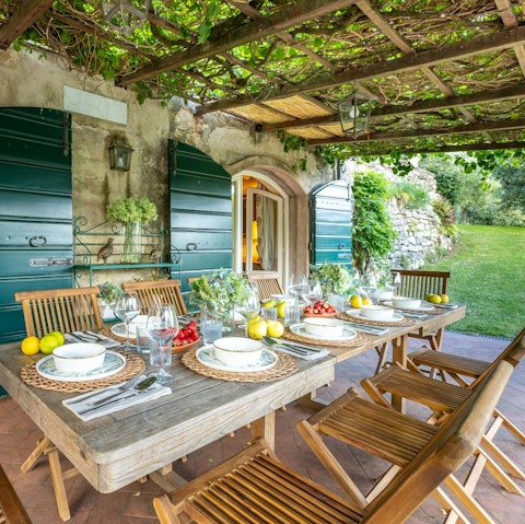 Gather for magical Italian meals as the sun sets